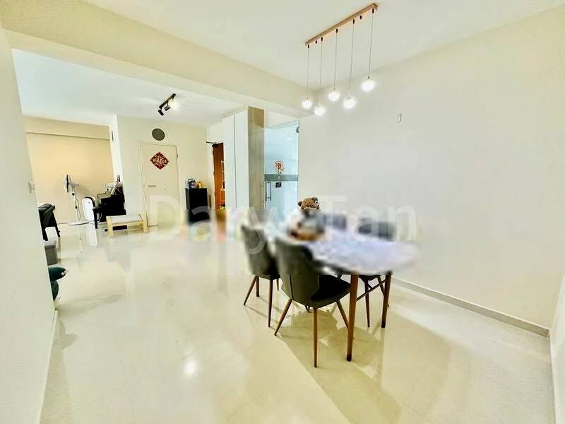 5 Room (5A) HDB for Sale in  166A Yung Kuang Road - Image 4