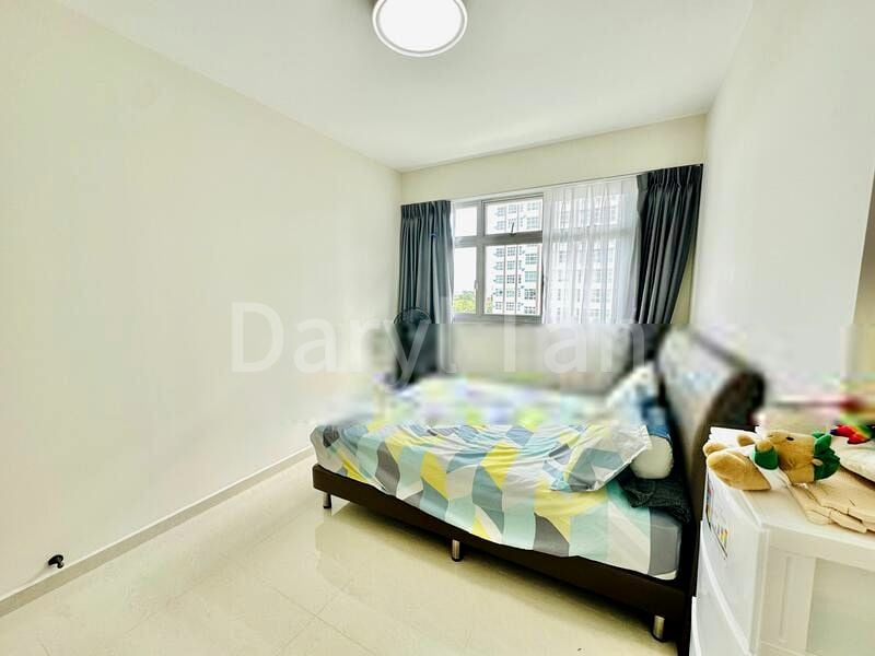 5 Room (5A) HDB for Sale in  166A Yung Kuang Road - Image 8
