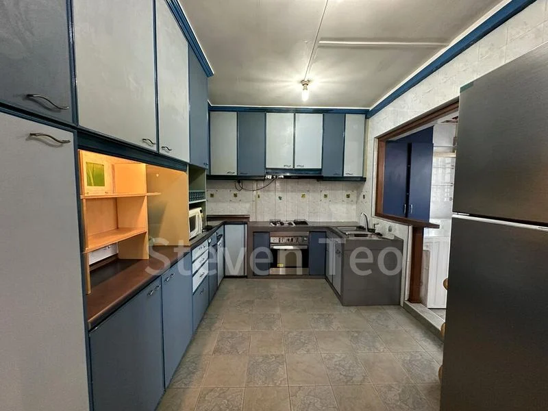 5 Room (5A) HDB for Rent in 153A Lorong 1 Toa Payoh - Image 5