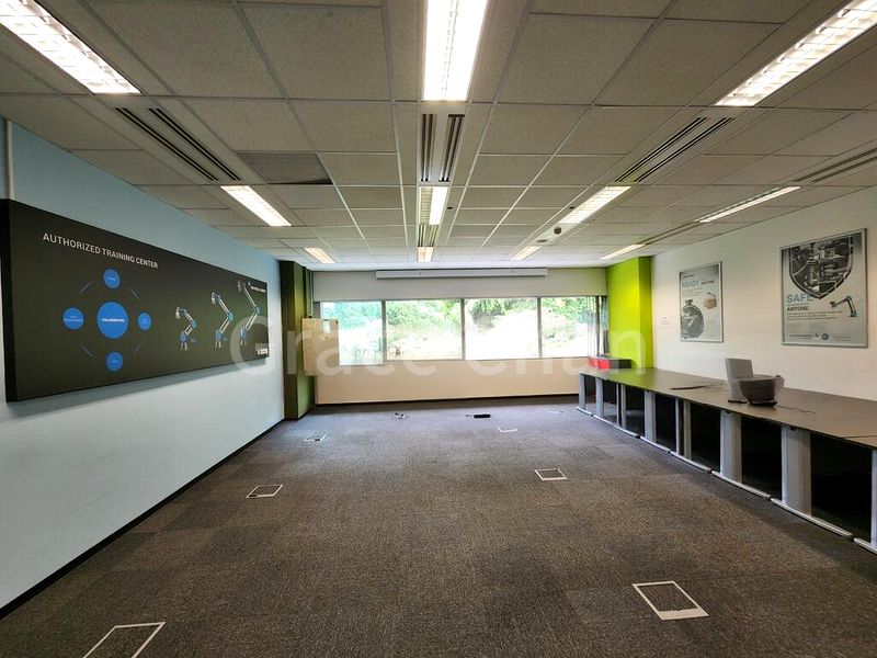 e-Business for Rent: Teletech Park - Image 1