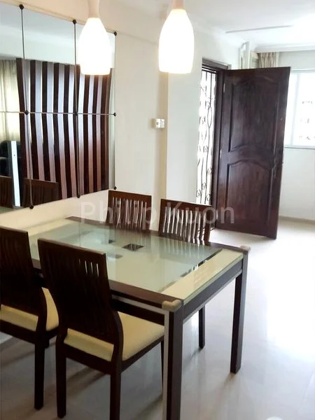 5 Room (5I) HDB for Rent in  513 Hougang Avenue 10 - Image 4