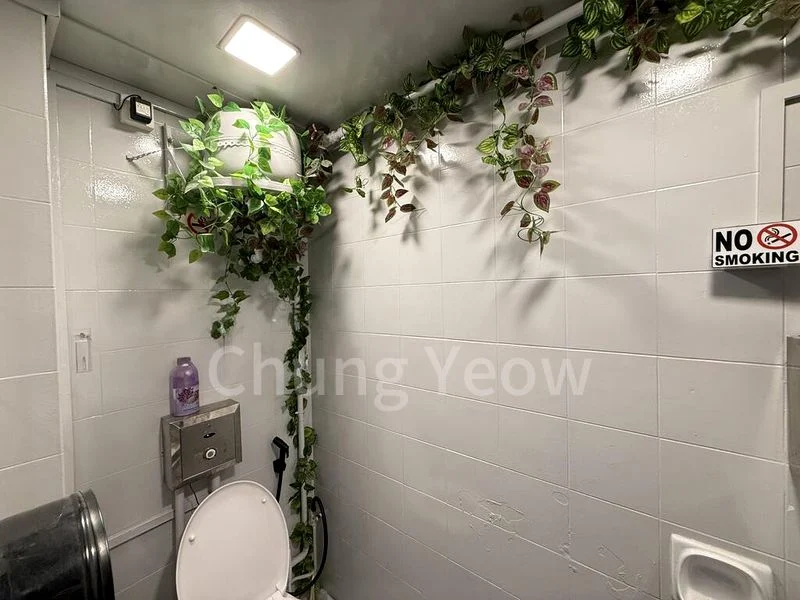 Shop / Shophouse for Rent: 1G Yio Chu Kang Road - Image 1