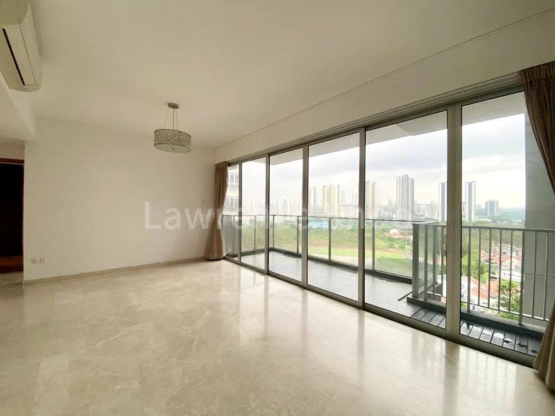 4 Bed Condo for Rent in  The Parc Condominium - Image 1