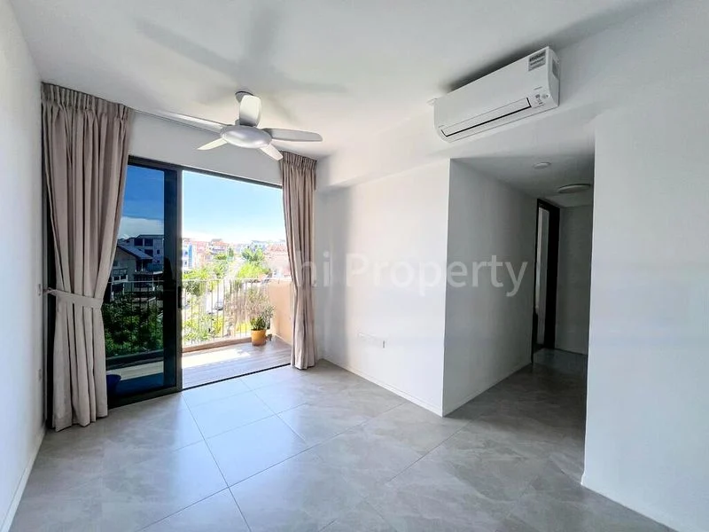 2 Bed Condo for Rent in  The Watergardens At Canberra - Image 1