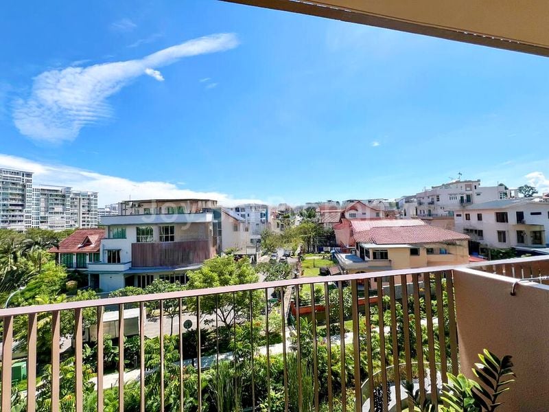 2 Bed Condo for Rent in  The Watergardens At Canberra - Image 2