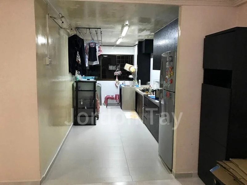 4 Room (4S) HDB for Rent in  348 Ubi Avenue 1 - Image 1