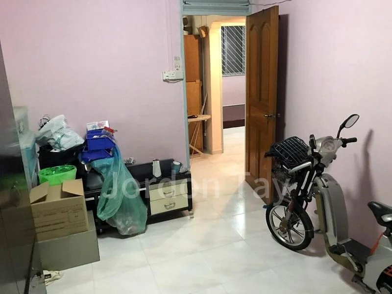 4 Room (4S) HDB for Rent in  348 Ubi Avenue 1 - Image 7