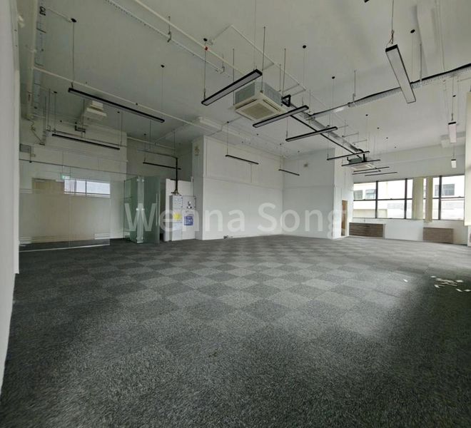 Light Industrial (B1) for Rent: Pasir Panjang Industrial Building - Image 5
