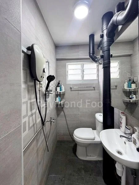 Common Room (HDB) for Rent in  404 Yishun Avenue 6 - Image 1