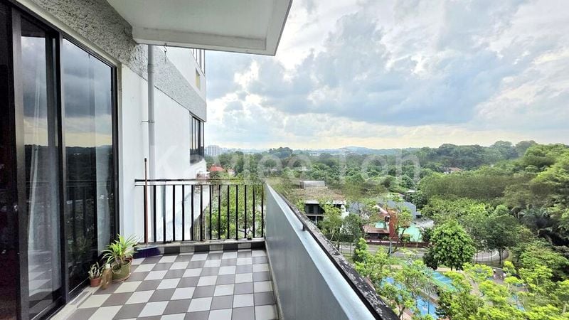 3 Bed Apartment (Condo) for Sale in  Goldhill Towers - Image 10
