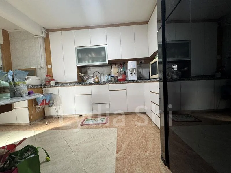 5 Room (5I) HDB for Sale in  5 Everton Park - Image 4