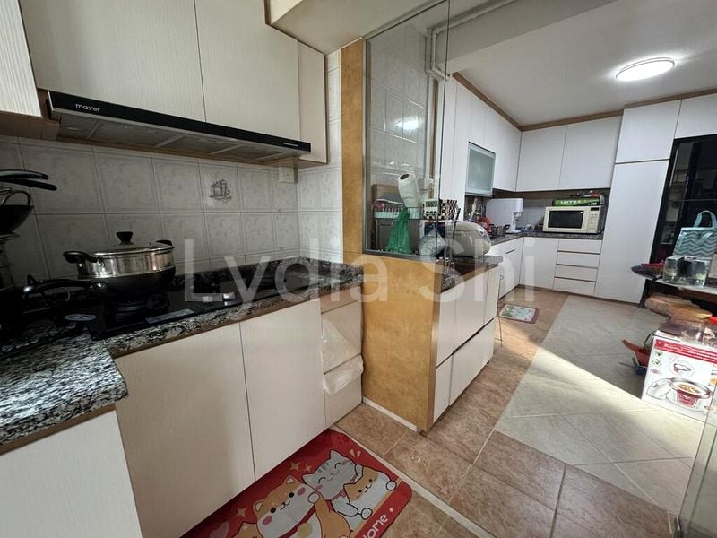 5 Room (5I) HDB for Sale in  5 Everton Park - Image 8