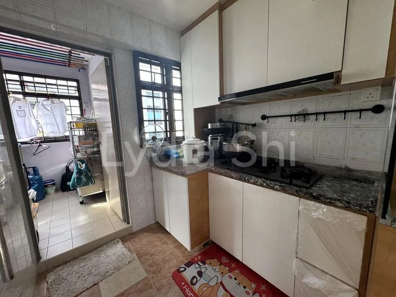 5 Room (5I) HDB for Sale in  5 Everton Park - Image 5