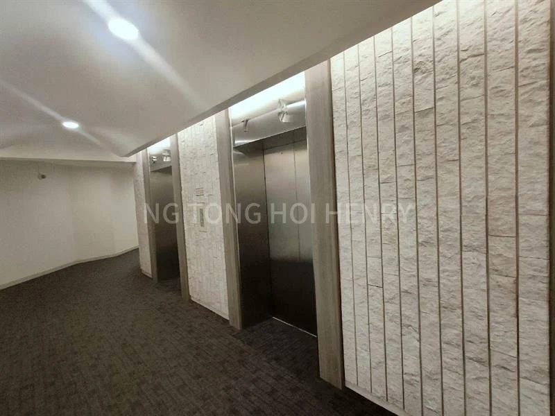 Office for Rent in  United Square - Image 11