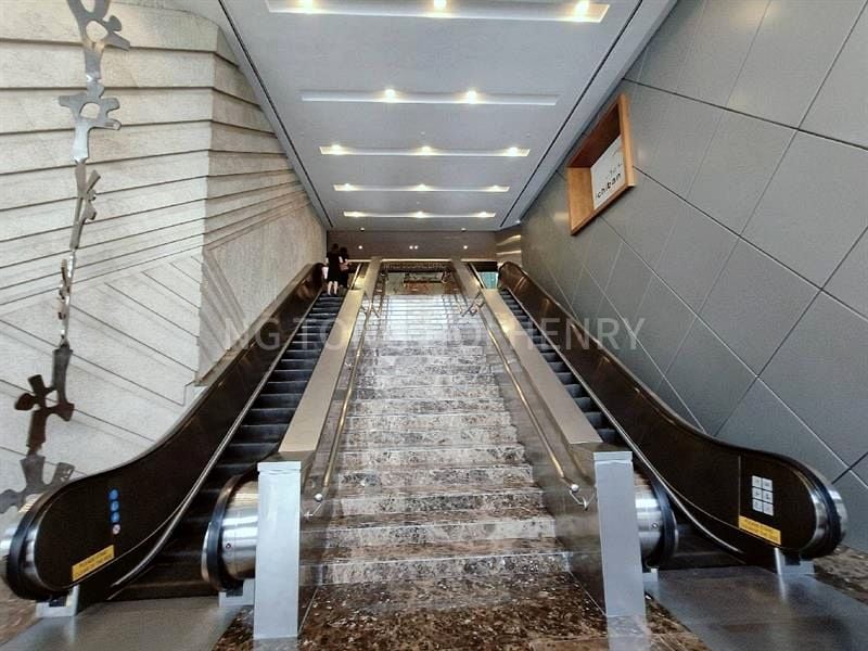 Office for Rent in  United Square - Image 12