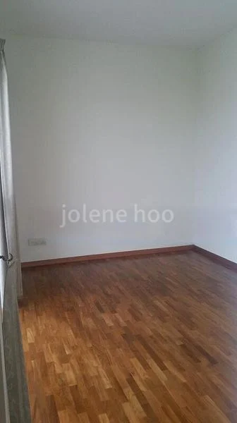 4 Bed Condo for Rent in  Sunglade - Image 2