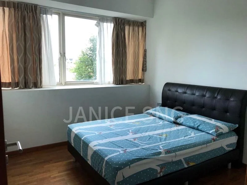 2 Bed Condo for Rent in  Sunglade - Image 5