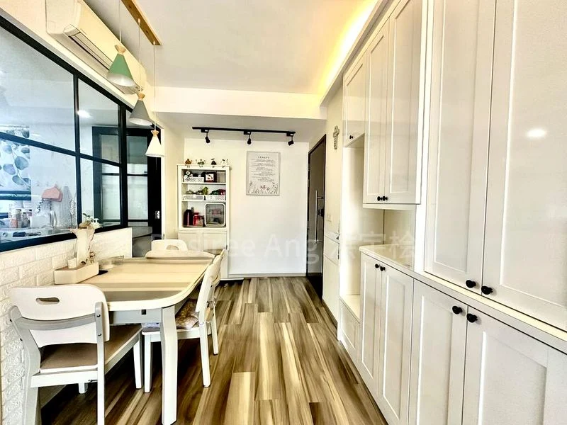 3 Bed Executive Condo for Rent in  Riverparc Residence - Image 7