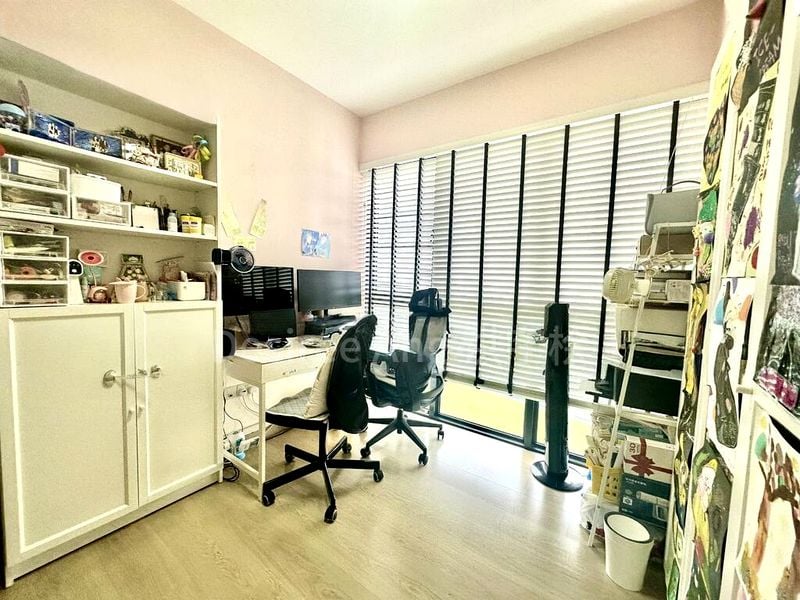 3 Bed Executive Condo for Rent in  Riverparc Residence - Image 5