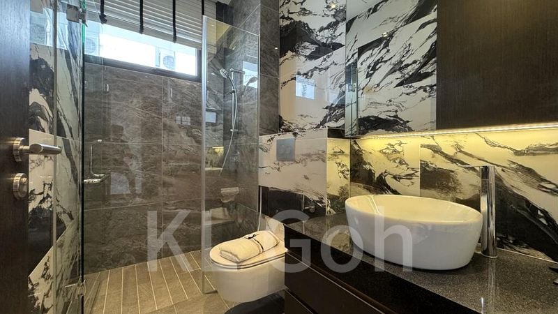 5 Bed Terraced House (Landed) for Sale in  Loyang Green - Image 9