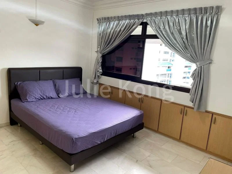 Common Room (HDB) for Rent in  3 Holland Close - Image 1