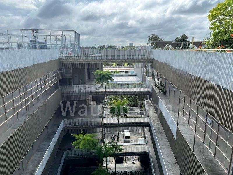 Light Industrial (B1) for Rent: 2,500 sq ft Workshop/Shop, on Old Forge Road Industrial Complex. - Image 3