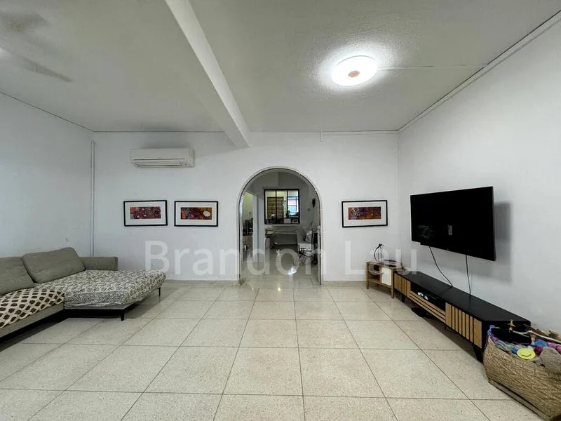 3 Bed Terraced House (Landed) for Rent in  Sennett Estate - Image 10