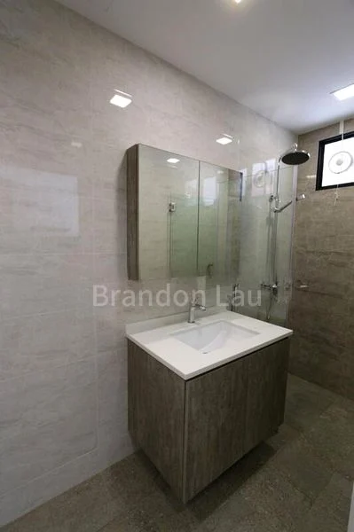 3 Bed Terraced House (Landed) for Rent in  Sennett Estate - Image 9