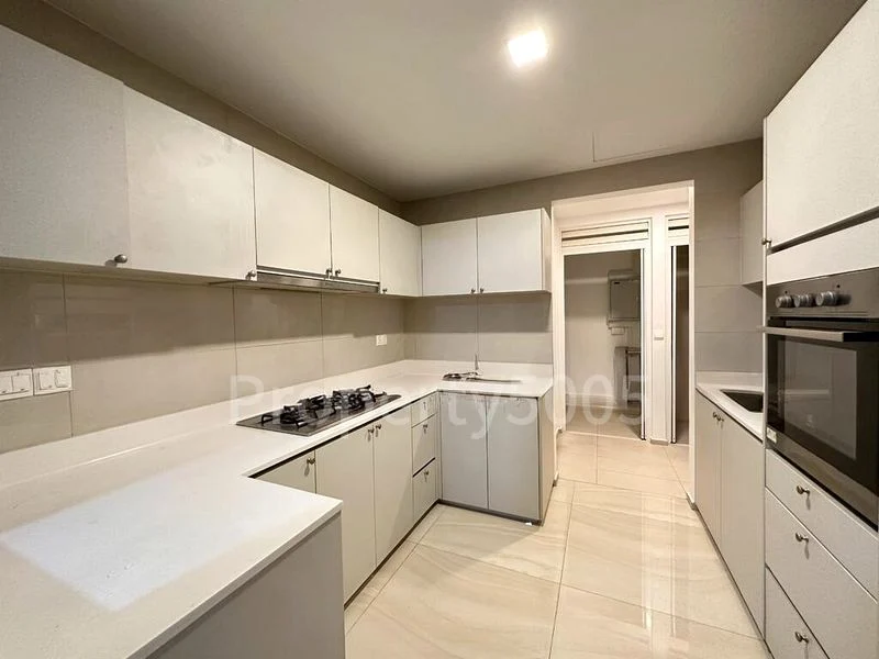 3 Bed Condo for Rent in  The Vales - Image 3