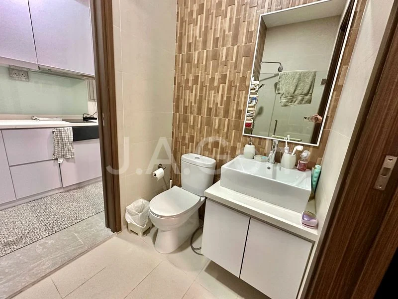 1 Bed Apartment (Condo) for Rent in  Laurel Tree - Image 2