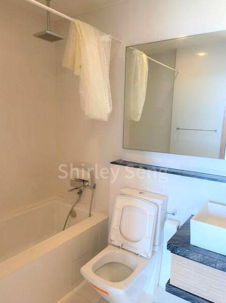 2 Bed Condo for Sale in  Marina Bay Residences - Image 6