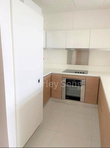 2 Bed Condo for Sale in  Marina Bay Residences - Image 3