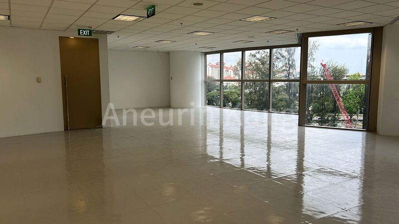 Office for Rent in  Centennial Tower - Image 7