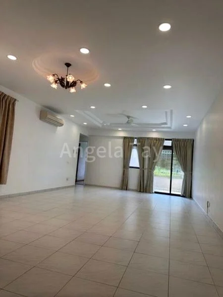 3 Bed Condo for Rent in Hume Park I - Image 17