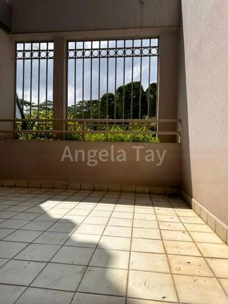 3 Bed Condo for Rent in Hume Park I - Image 16