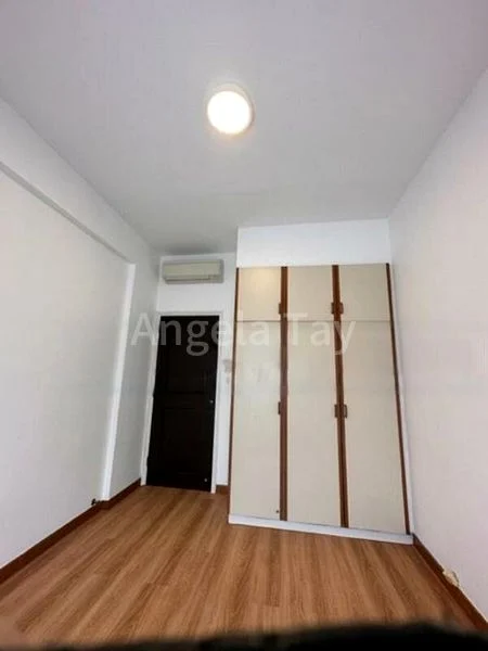 3 Bed Condo for Rent in Hume Park I - Image 4