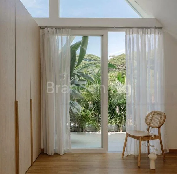 4 Bed Terraced House (Landed) for Sale in Opera Estate - Image 5