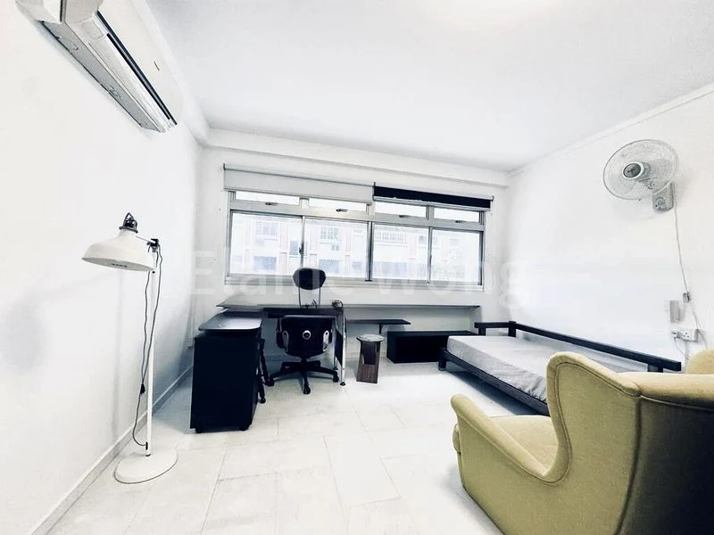 Executive HDB for Sale in  553 Choa Chu Kang North 6 - Image 9