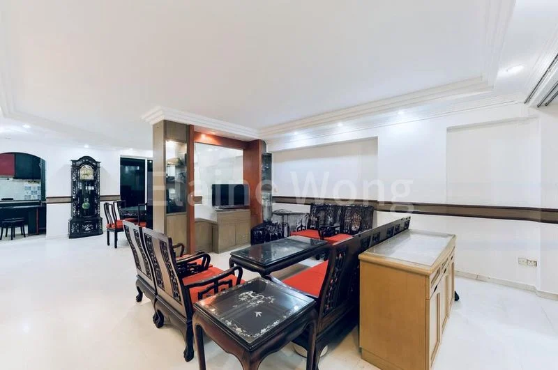 Executive HDB for Sale in  553 Choa Chu Kang North 6 - Image 1
