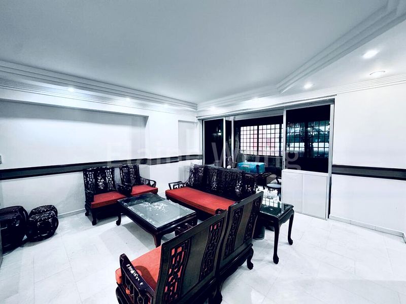 Executive HDB for Sale in  553 Choa Chu Kang North 6 - Image 16