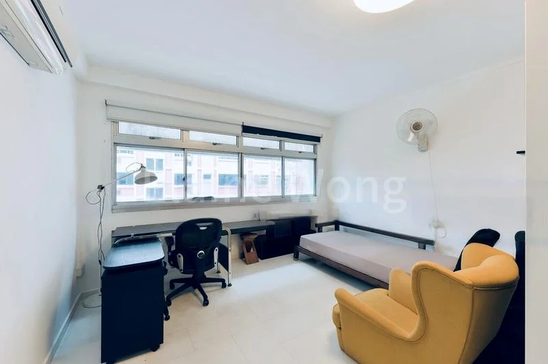 Executive HDB for Sale in  553 Choa Chu Kang North 6 - Image 6