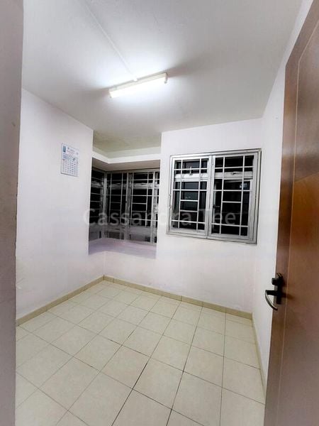3 Room (3NG) HDB for Rent in  112 Ang Mo Kio Avenue 4 - Image 3