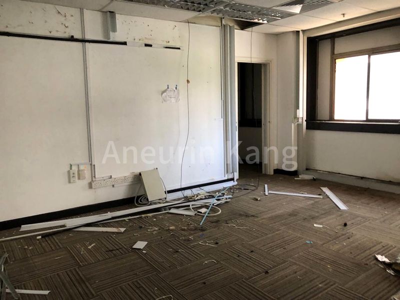 Office for Rent in  International Building - Image 6