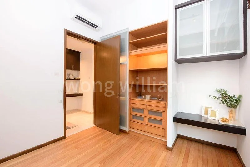 1 Bed Condo for Sale in The Cornwall - Image 1