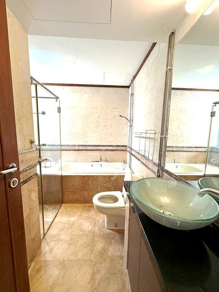 2 Bed Condo for Rent in  The Bayshore - Image 7