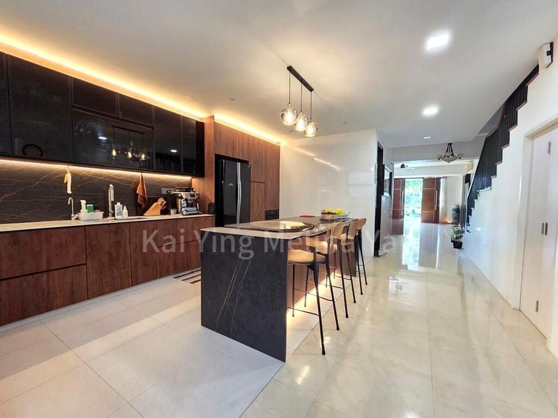 5 Bed Terraced House (Landed) for Sale in Sembawang Hills Estate - Image 3