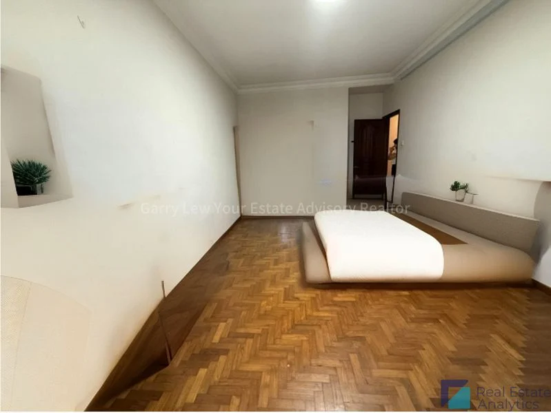 5+1 Bed Terraced House (Landed) for Sale in  Chun Tin Court - Image 3