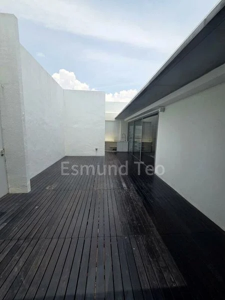 4 Bed Condo for Rent in  Silversea - Image 10