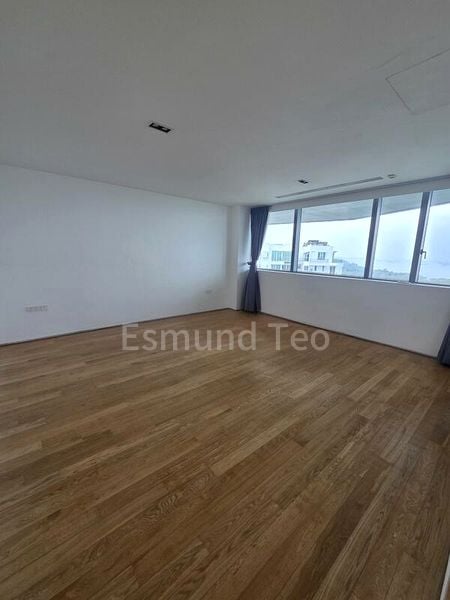 4 Bed Condo for Rent in  Silversea - Image 11