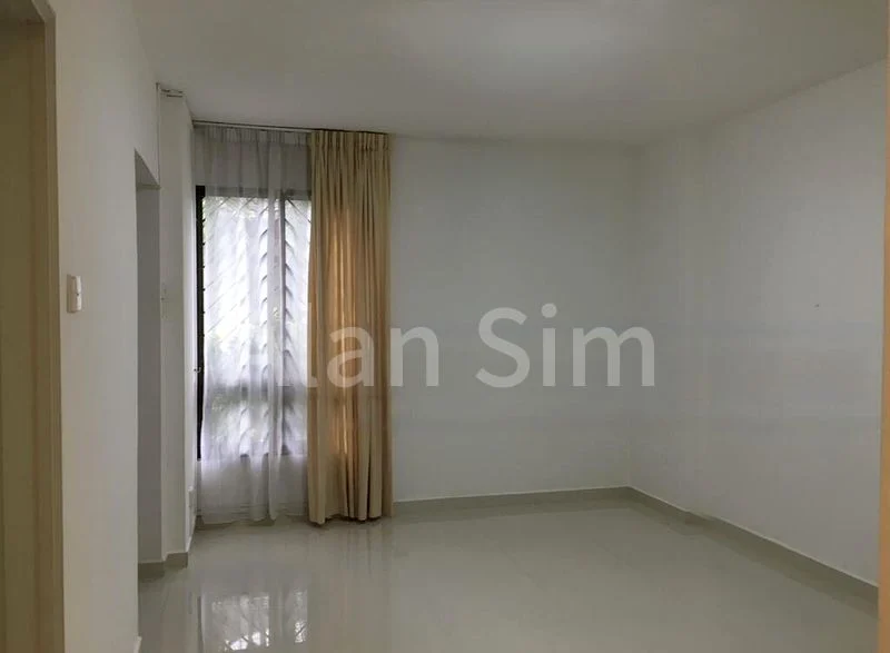 4 Bed Semi-Detached House (Landed) for Sale in  Ashley Green - Image 7